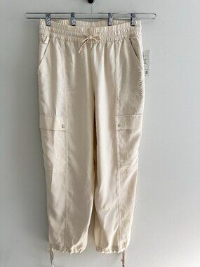 Athleta Celestial Utility Pant NWT Size L Cream Cargo Travel Hiking